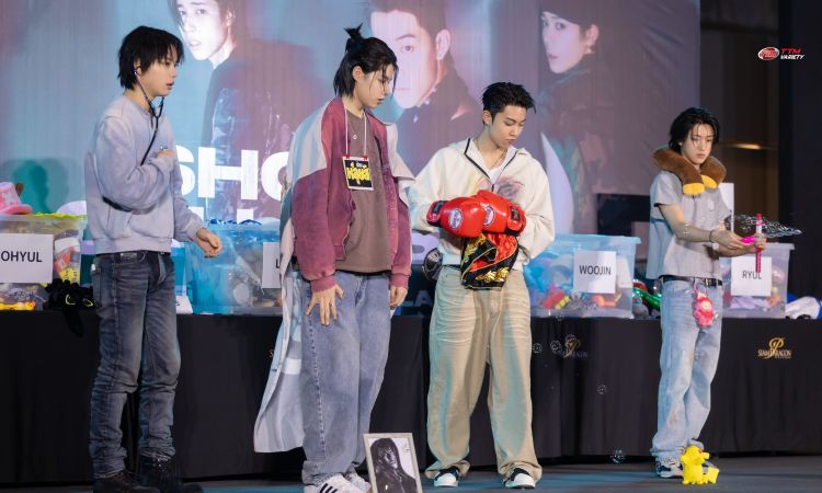 ประมวลภาพความน่ารัก LNGSHOT บอยกรุ๊ปรุกกี้สุดฮิป กับงานแฟนไซน์ครั้งแรกในไทย