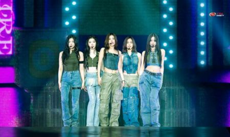 เต้นสะบัดใส่เต็มแรงแบบ 10 10 10 ประมวลภาพ ITZY ปิดทัวร์แล้ว ‘THE FIRST WORLD TOUR <CHECKMATE> BANGKOK’